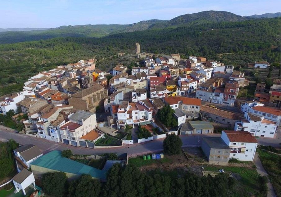 Vista de Matet desde la sierra